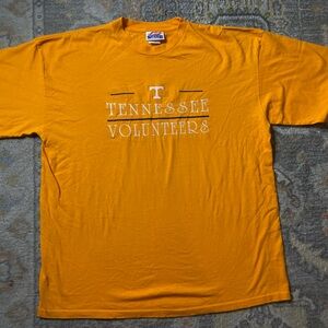 Vintage  Tennessee Volunteers Spell out Embroidered Logo T Shirt Sz XL